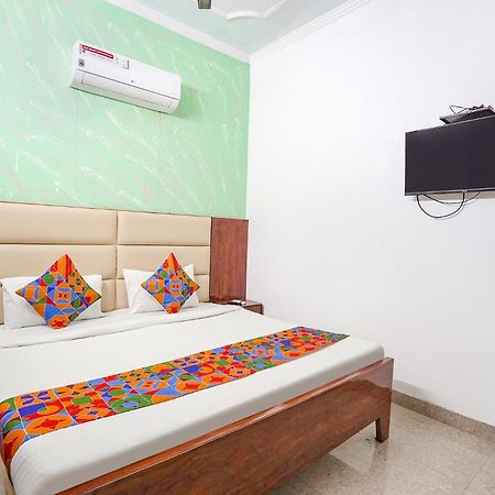 Fabhotel Taj Stay Agra  Εξωτερικό φωτογραφία